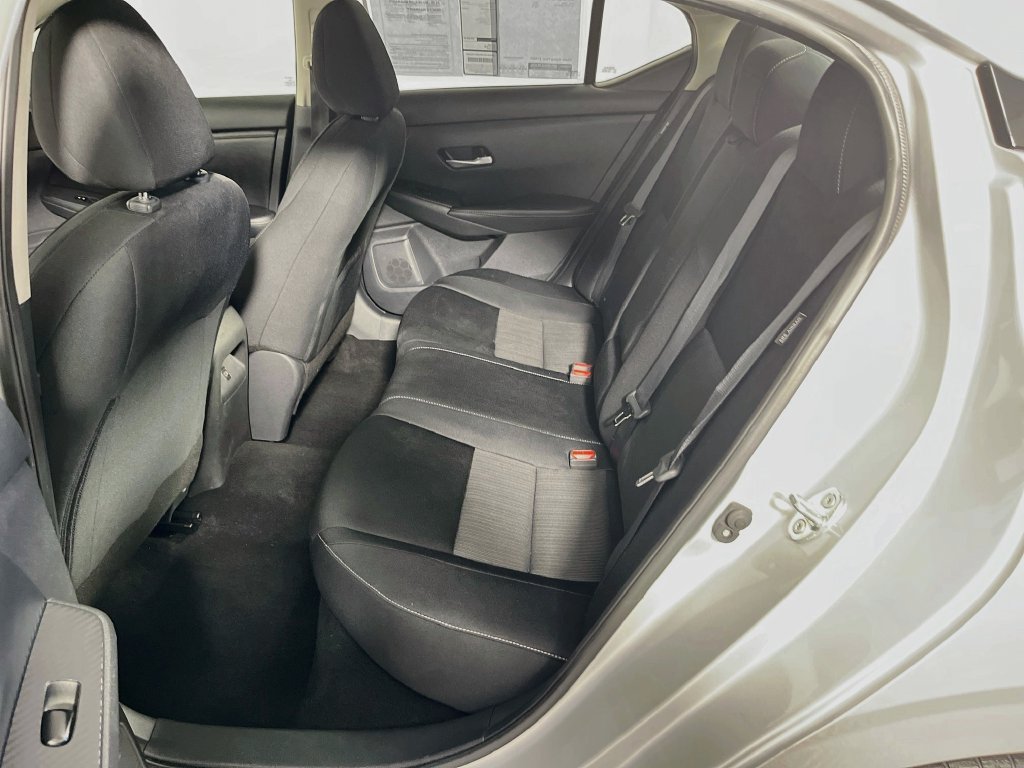 Used 2021 Nissan Sentra SV FWD image 26
