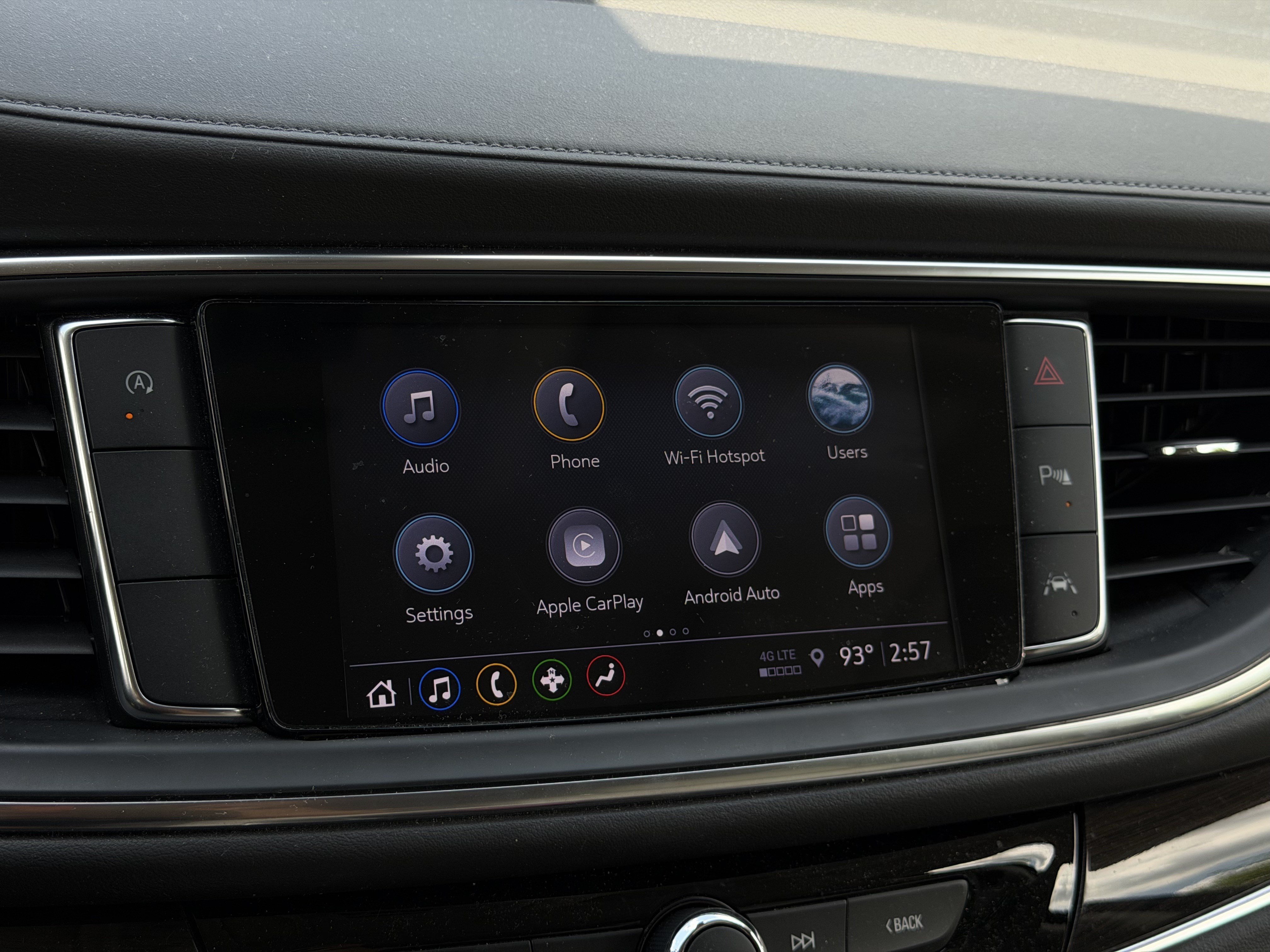 Used 2023 Buick Enclave Essence FWD image 15