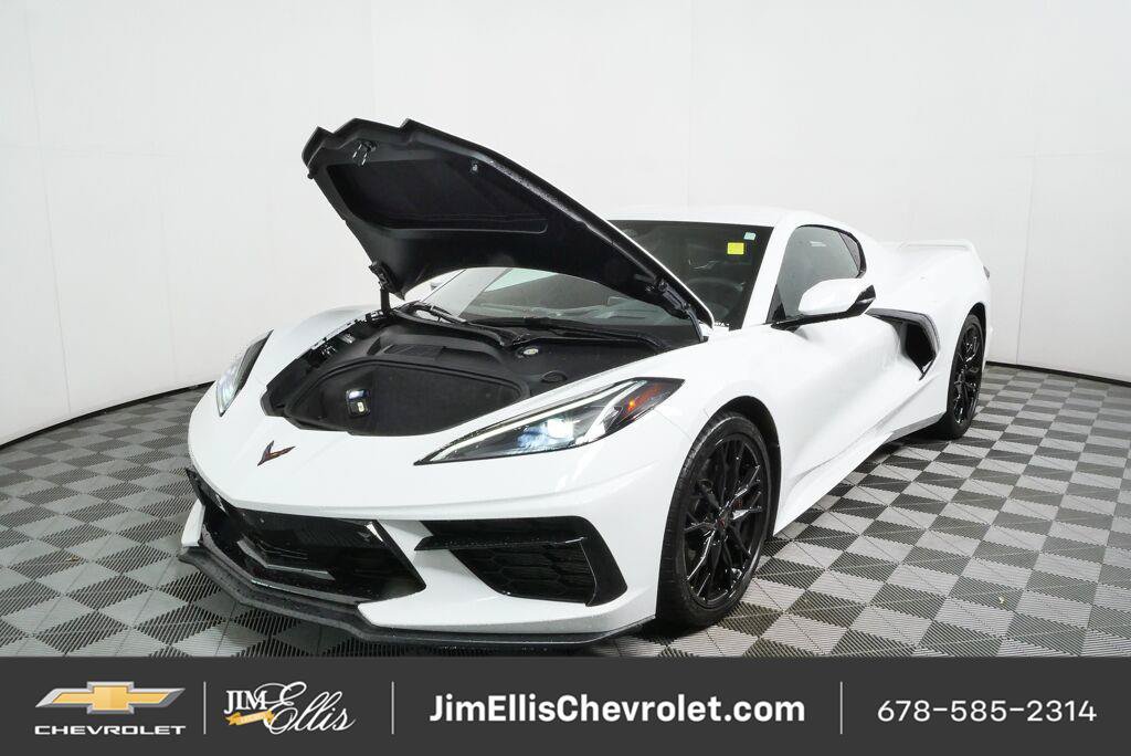 Used 2024 Chevrolet Corvette Stingray Preferred Cpe w/ Z51 Performance Package RWD image 34