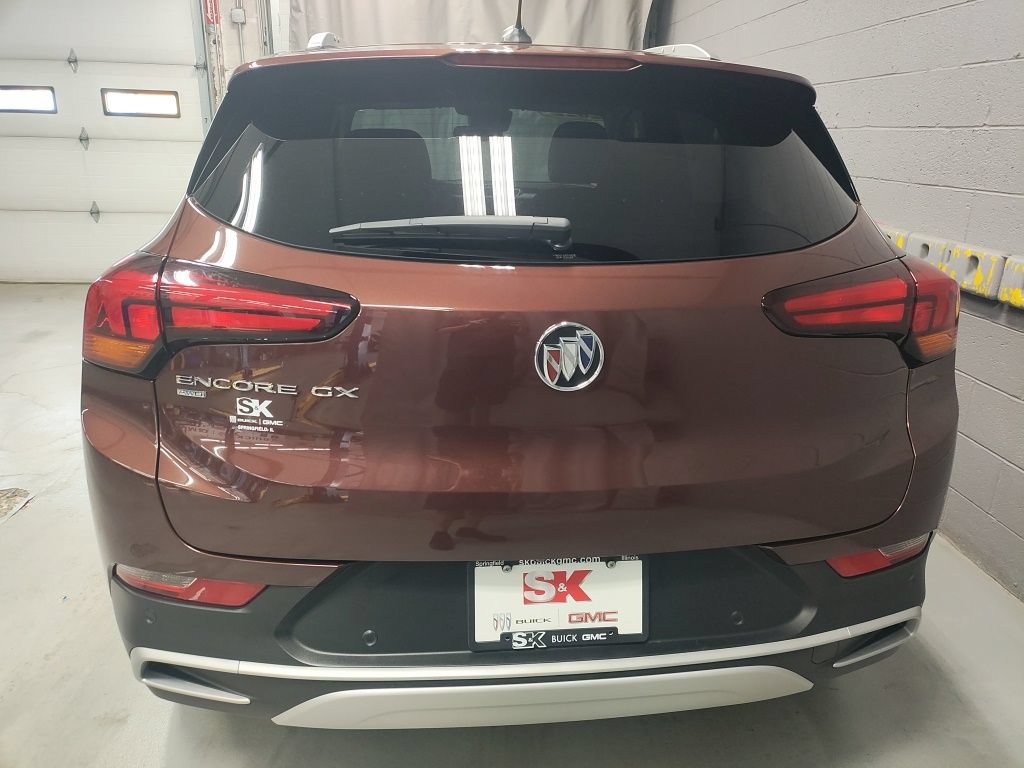Used 2022 Buick Encore GX Select w/ Advanced Technology Package AWD/4WD image 22