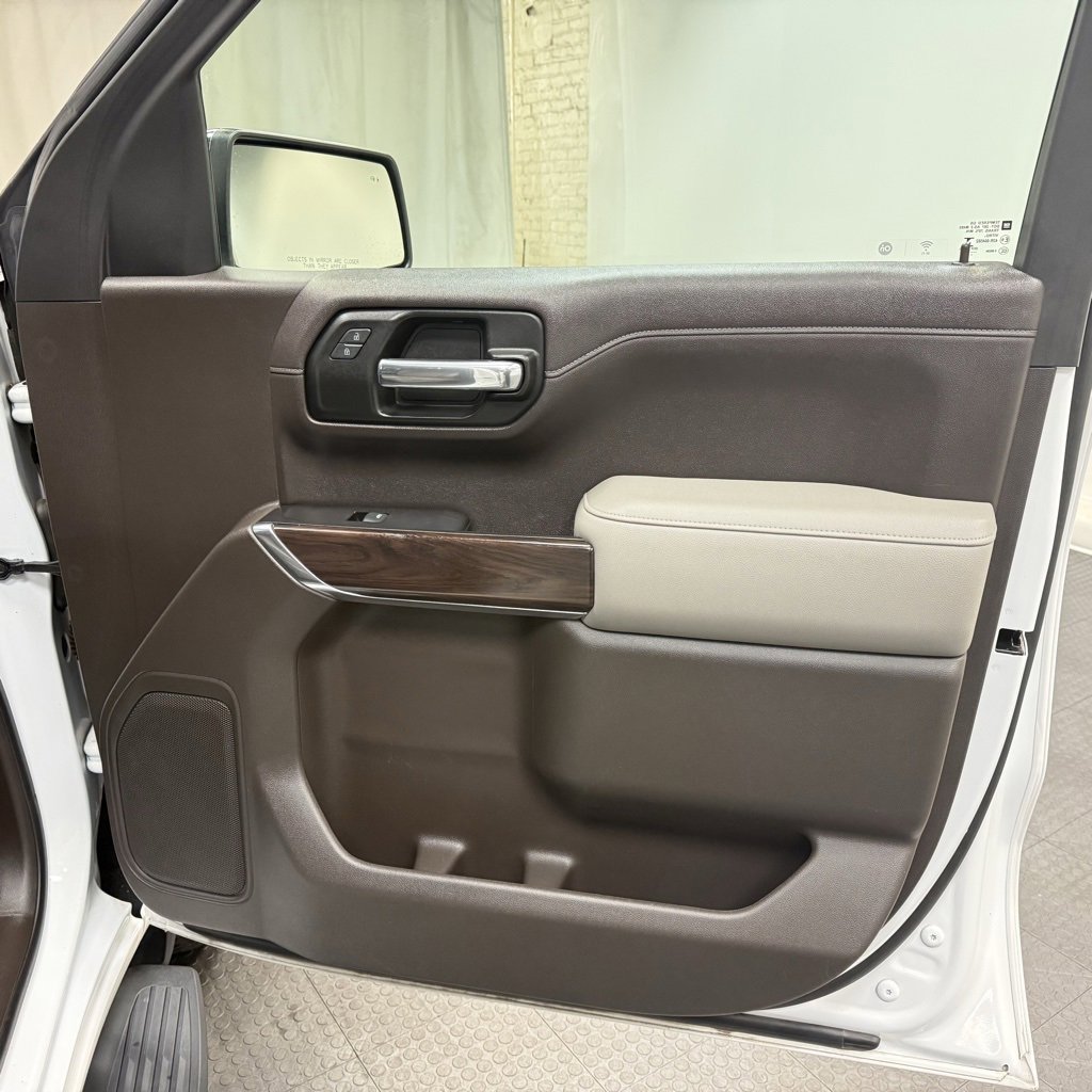 Used 2019 GMC Sierra 1500 SLT w/ SLT Premium Package image 17