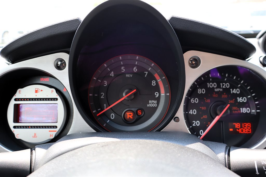 Used 2011 Nissan 370Z Coupe w/ Sport Pkg RWD image 24