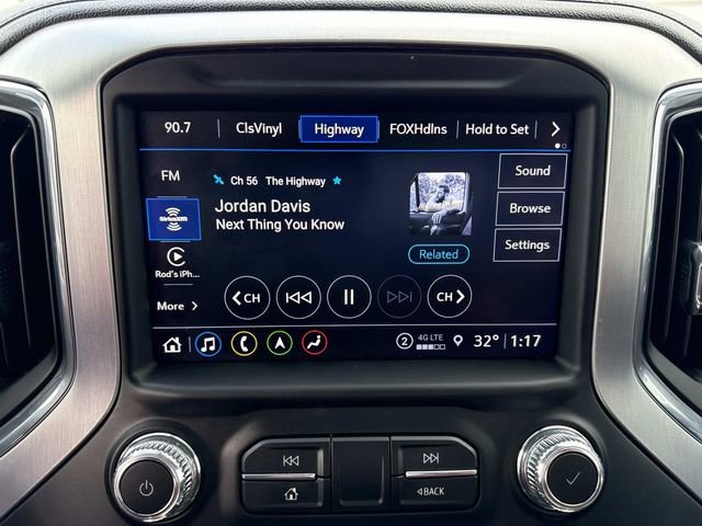 Used 2022 GMC Sierra 2500 SLT w/ SLT Premium Package image 21