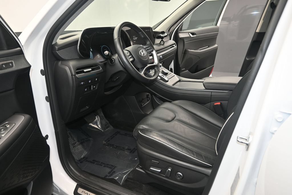 Used 2024 Hyundai Palisade Limited AWD/4WD image 13