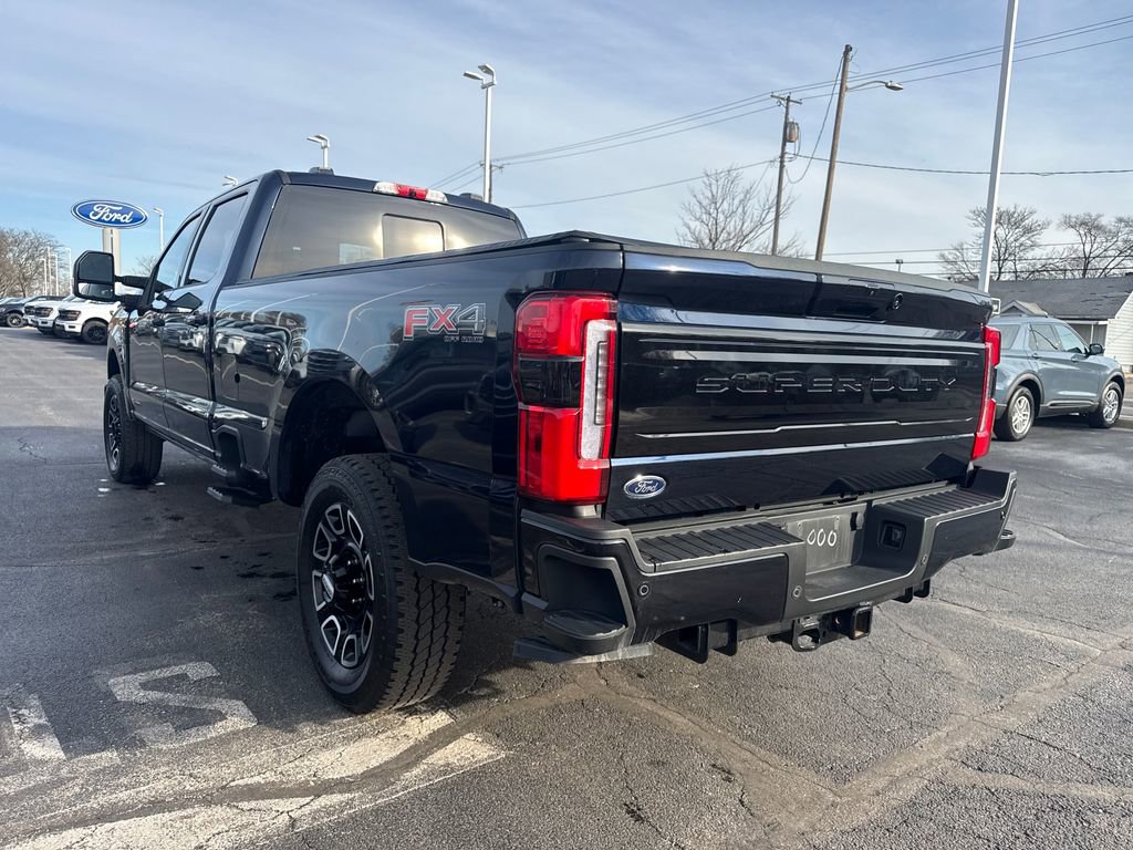 Used 2025 Ford F250 Platinum image 9