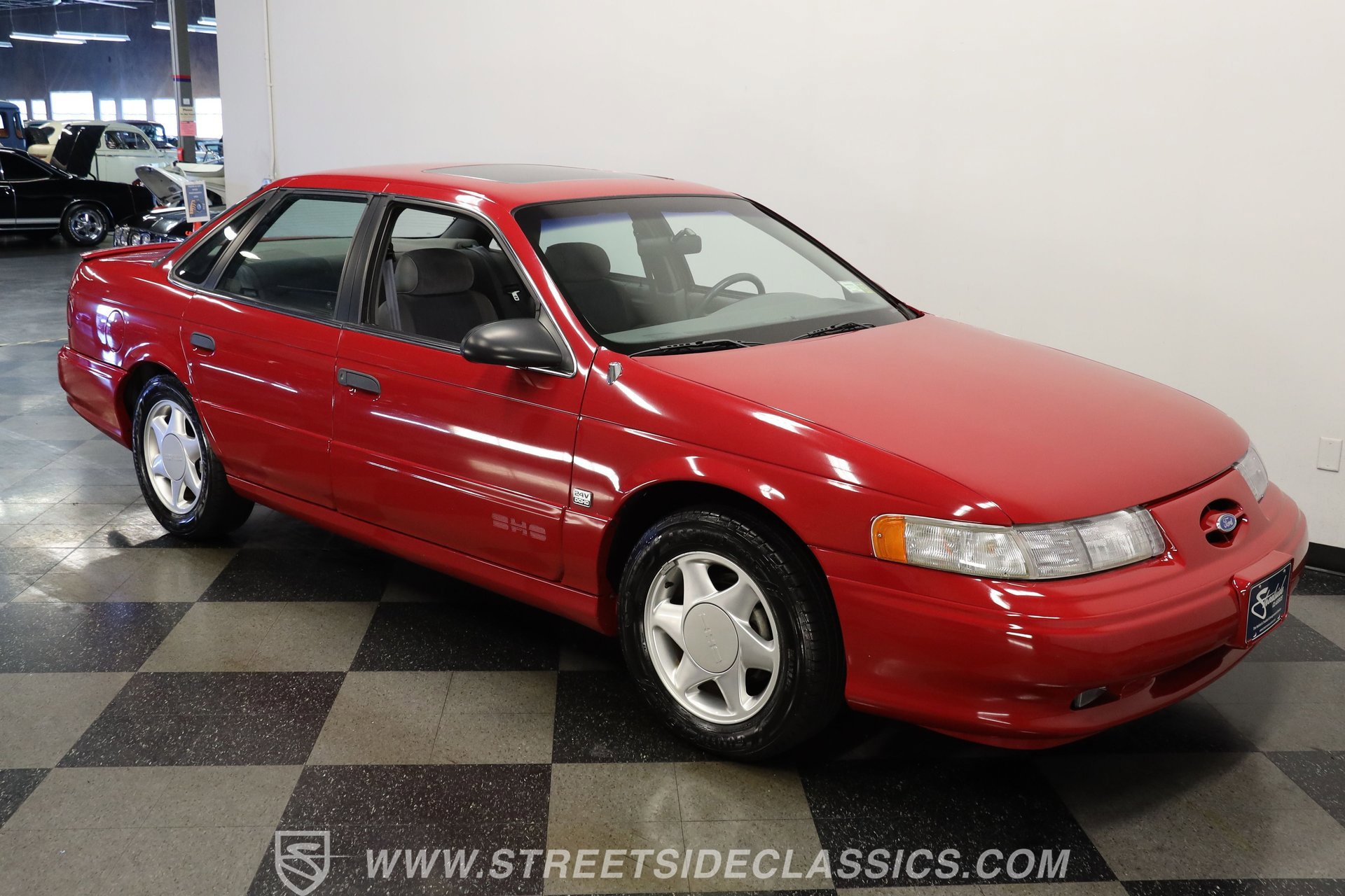 Used 1993 Ford Taurus SHO image 13