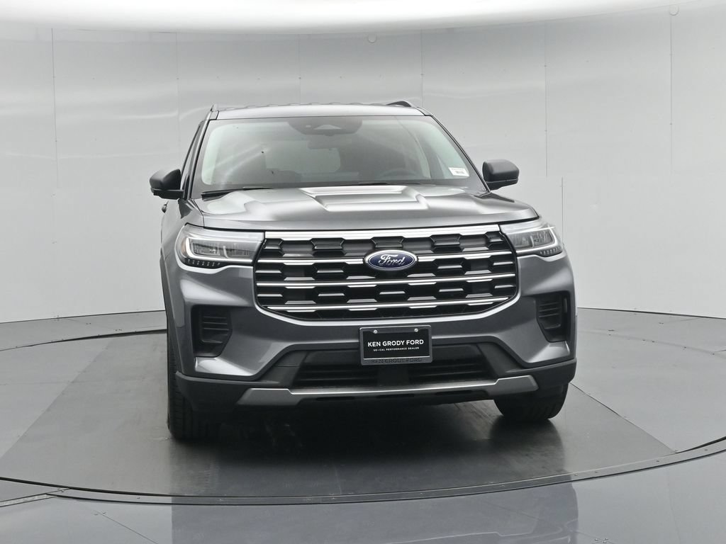 New 2026 Ford Explorer Active RWD image 23