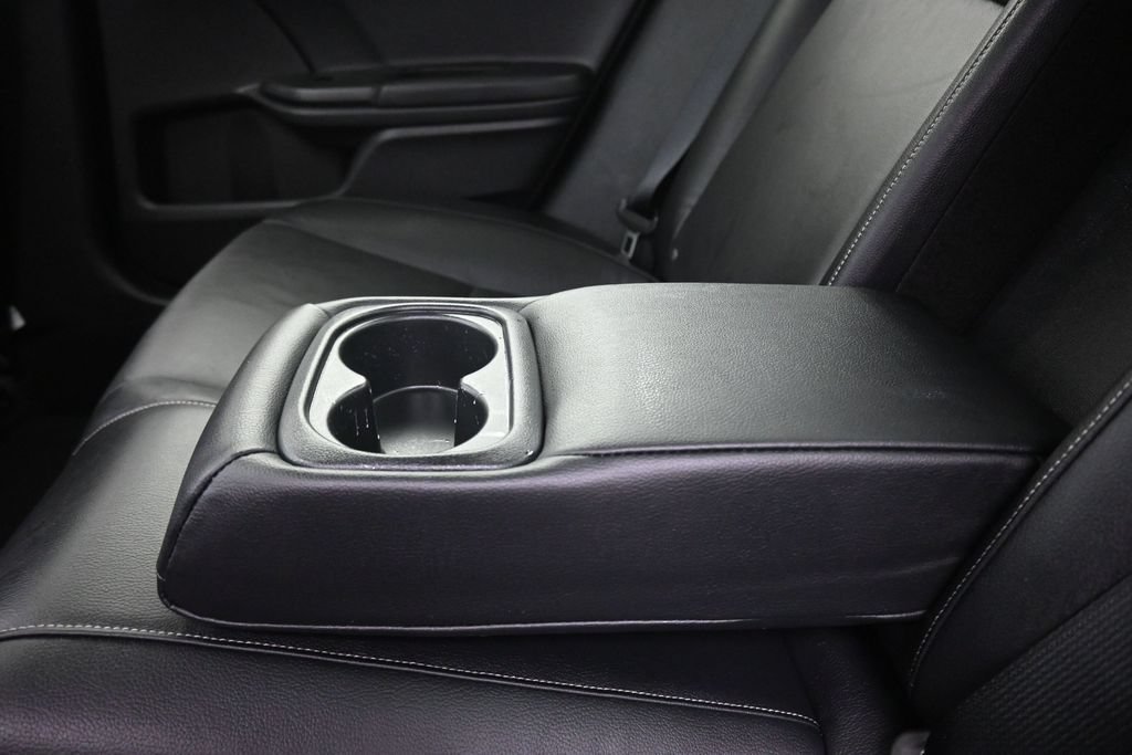 Used 2019 Honda Civic Touring image 35