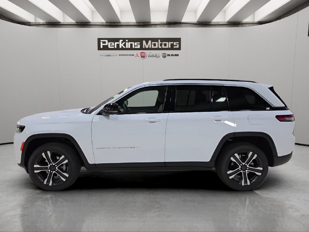 New 2027 Jeep Grand Cherokee Limited AWD/4WD image 2