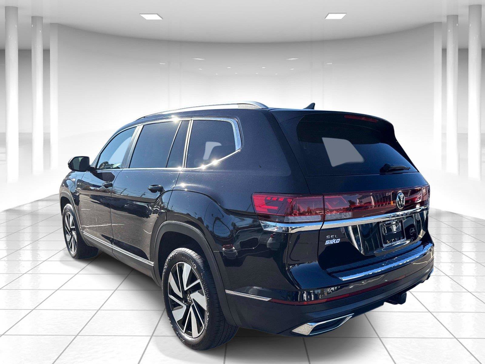 Certified 2024 Volkswagen Atlas SEL AWD/4WD image 9
