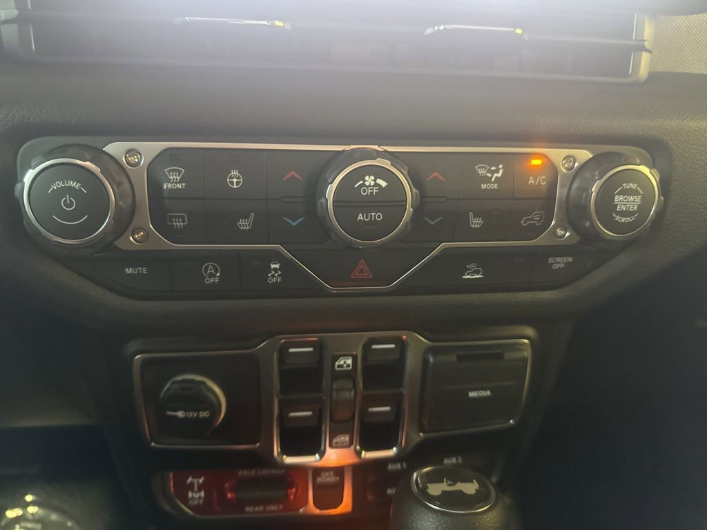 New 2026 Jeep Wrangler Unlimited Sport AWD/4WD image 32
