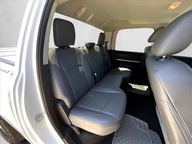 Used 2017 RAM 2500 Tradesman w/ Chrome Appearance Group AWD/4WD image 28