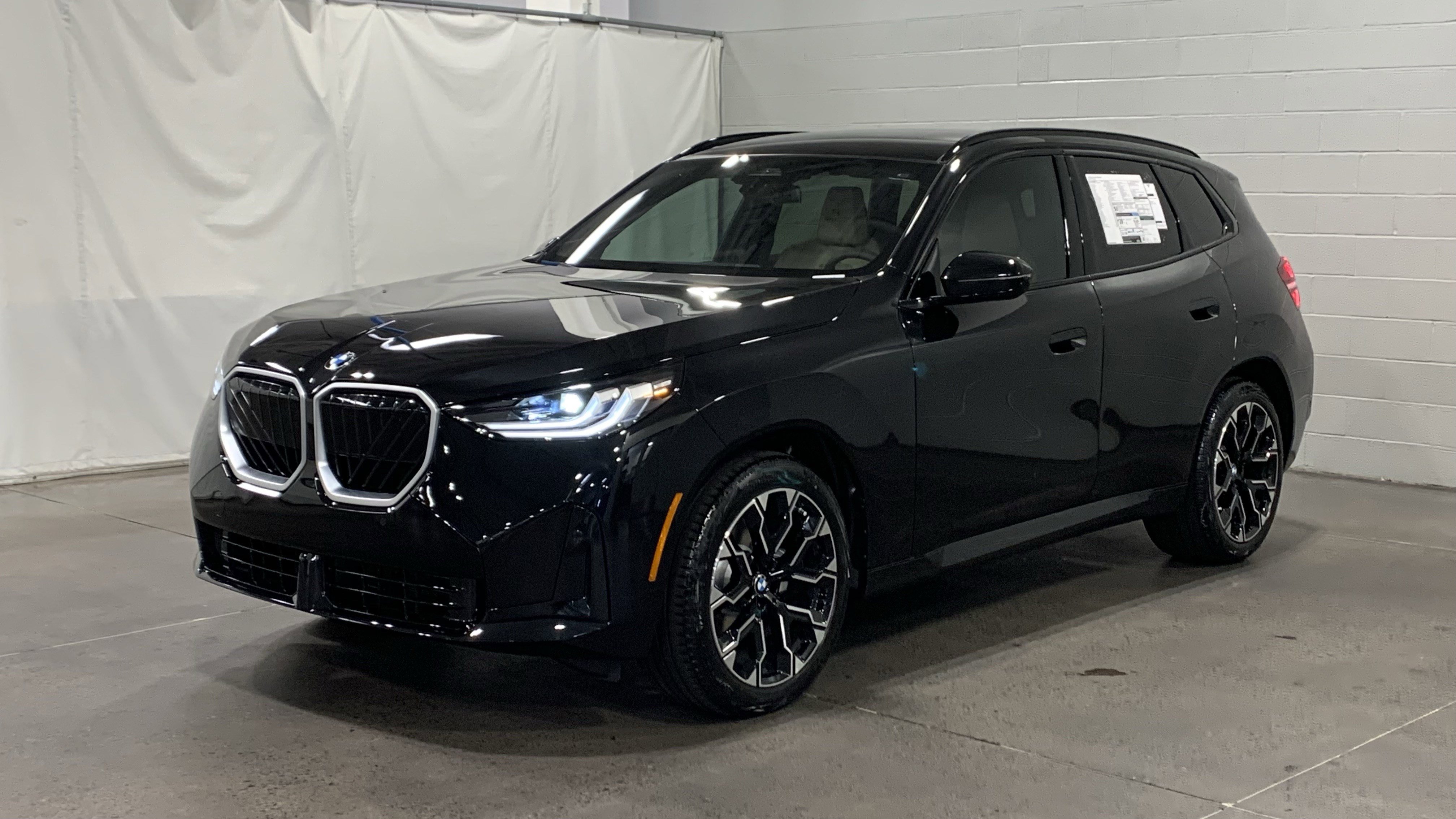 Used 2026 BMW X3 xDrive30 w/ M Sport Package image 3