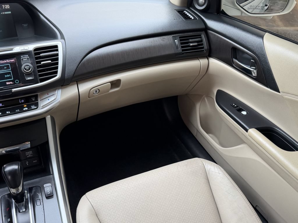 Used 2013 Honda Accord EX-L image 16