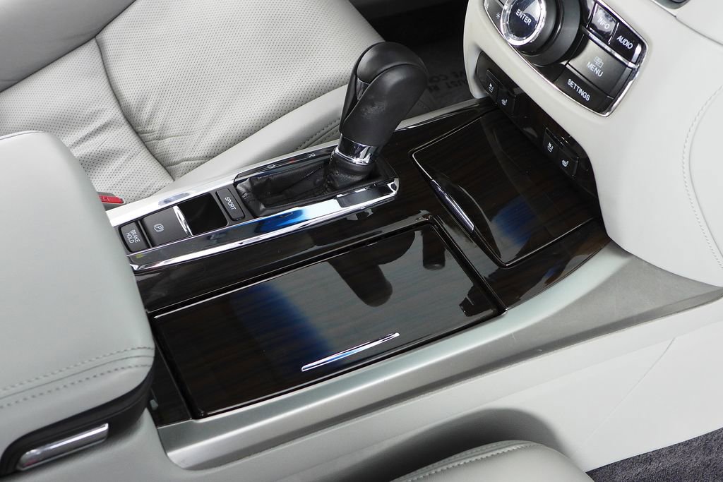 Used 2014 Acura RLX w/ Advance Package image 15