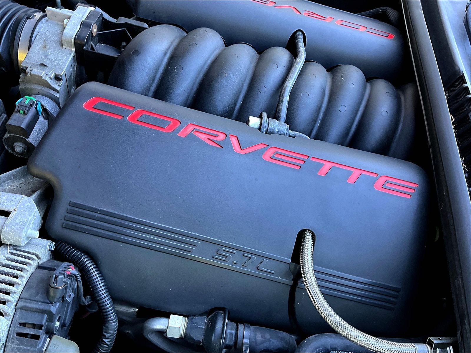 Used 2003 Chevrolet Corvette Coupe RWD image 24