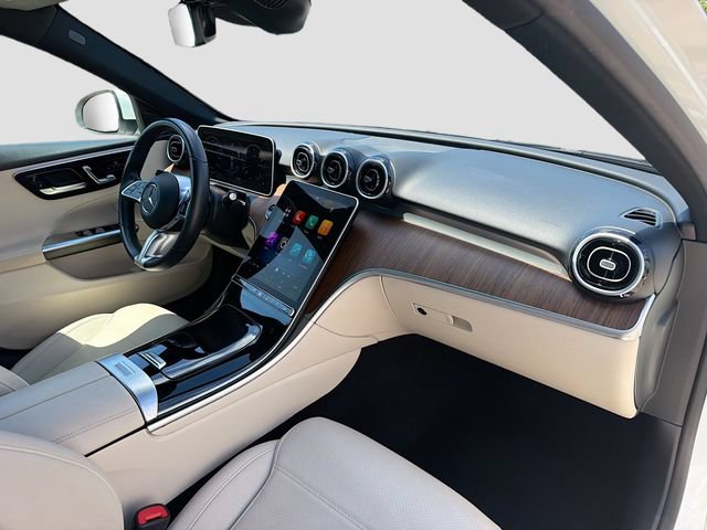 Used 2025 Mercedes-Benz C 300 4MATIC Sedan image 15