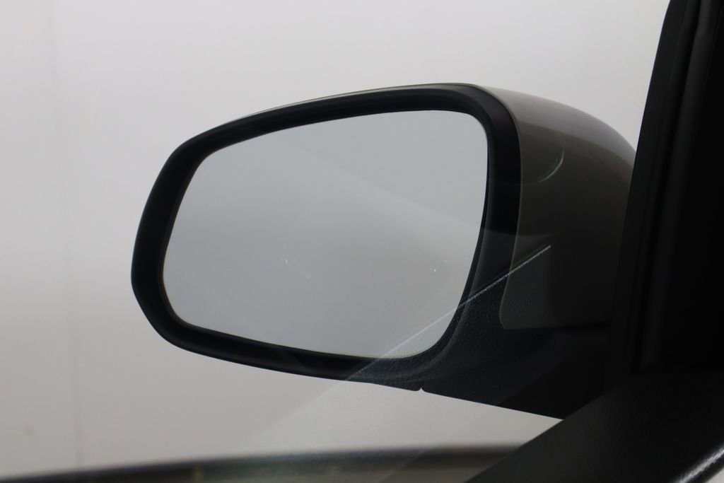 Used 2018 Chevrolet Spark LT image 36