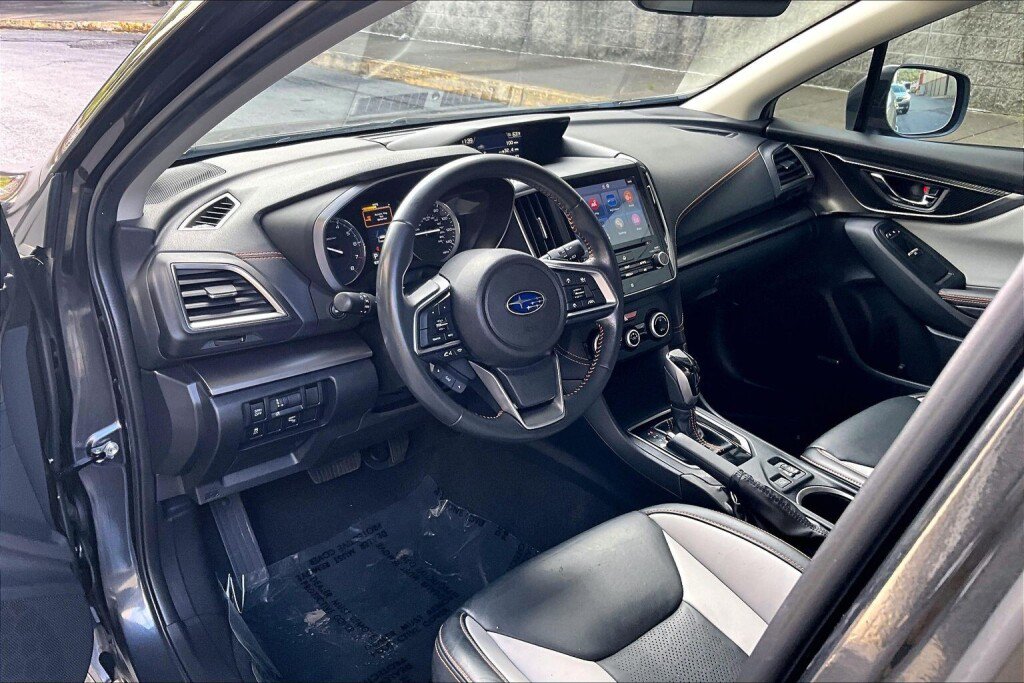 Used 2019 Subaru Crosstrek 2.0i Limited w/ Moonroof Package w/Navigation AWD/4WD image 10