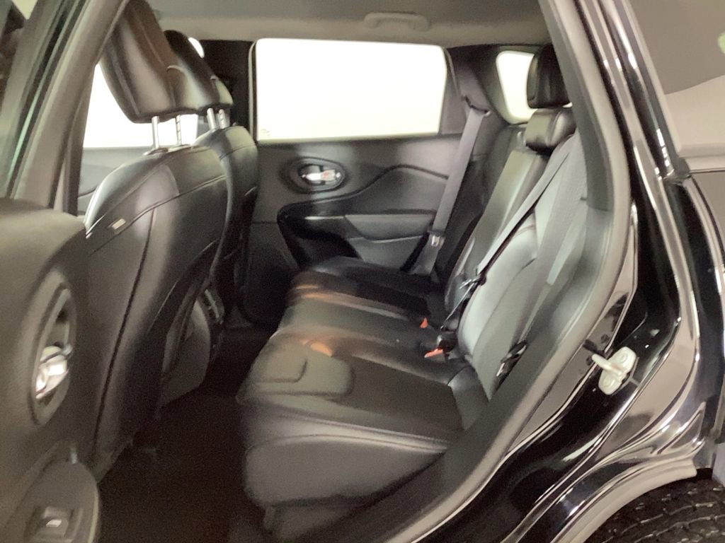 Used 2022 Jeep Cherokee Trailhawk w/ Trailer Tow Group image 12