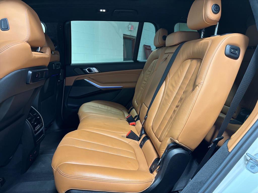 Used 2021 BMW X7 xDrive40i w/ M Sport Package image 30
