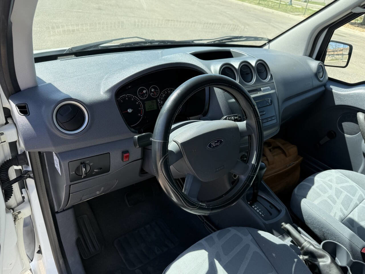 Used 2012 Ford Transit Connect XL FWD image 19