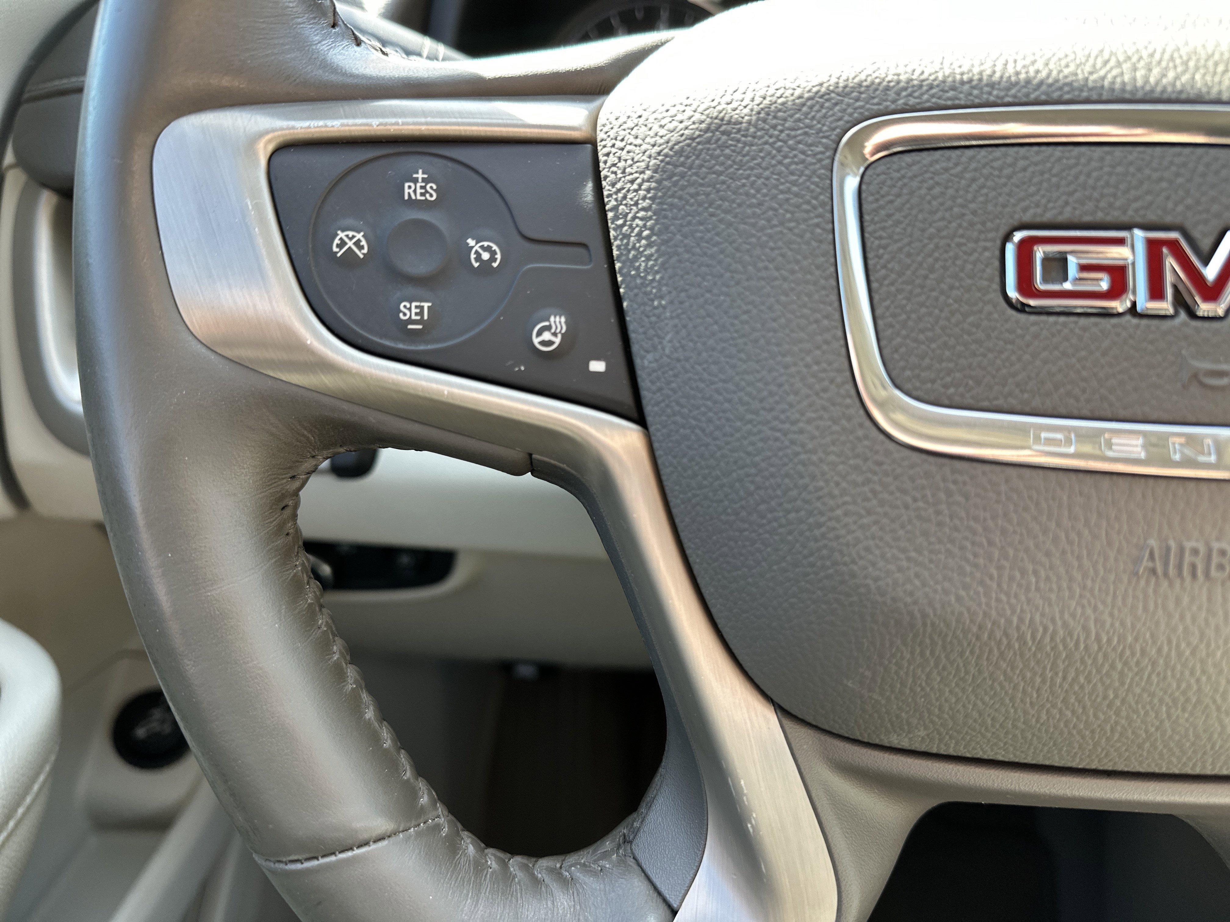 Used 2018 GMC Terrain Denali image 19