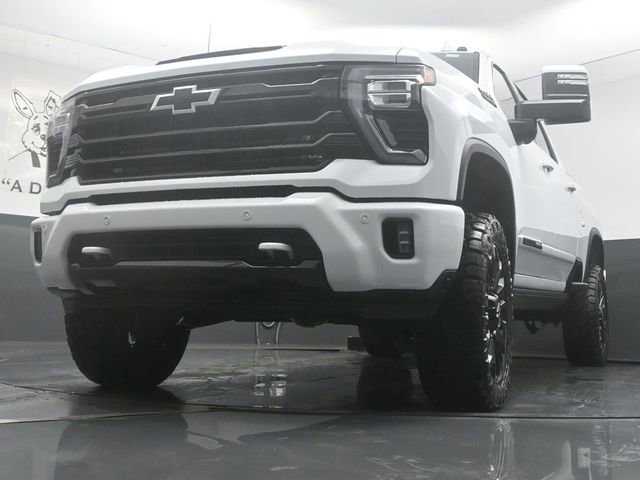 New 2026 Chevrolet Silverado 2500 High Country w/ High Country Premium Package image 4