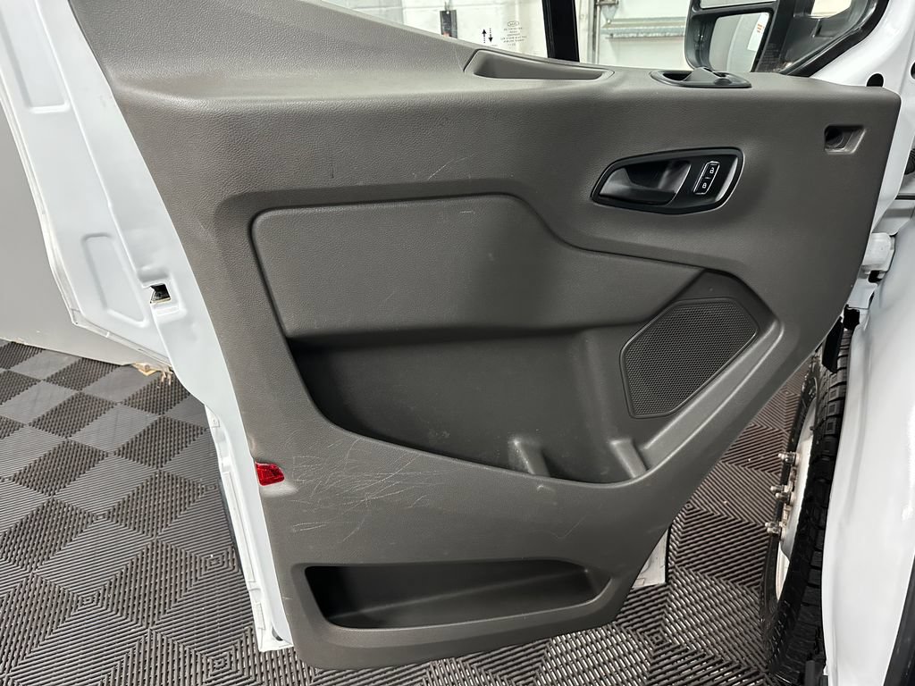 Used 2023 Ford Transit 250 Medium Roof AWD image 15