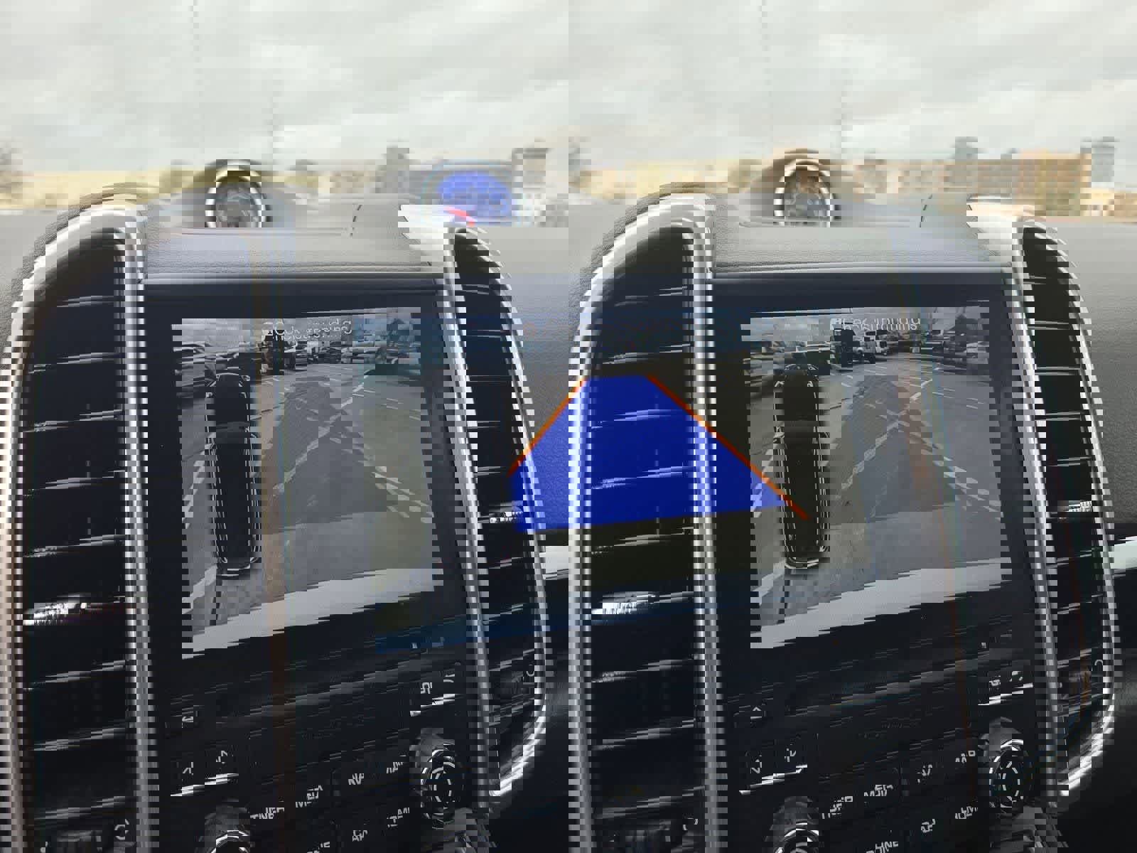 Used 2017 Porsche Cayenne image 30