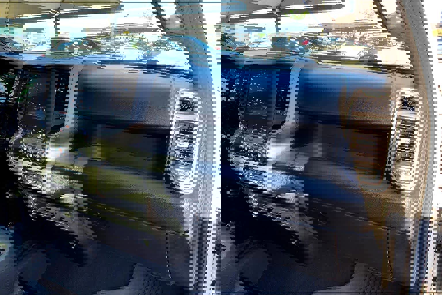 Used 2024 RAM 3500 Tradesman w/ Safety Group image 17