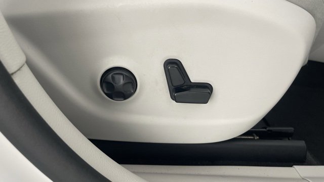 Used 2020 Jeep Cherokee Limited w/ Technology Group image 50