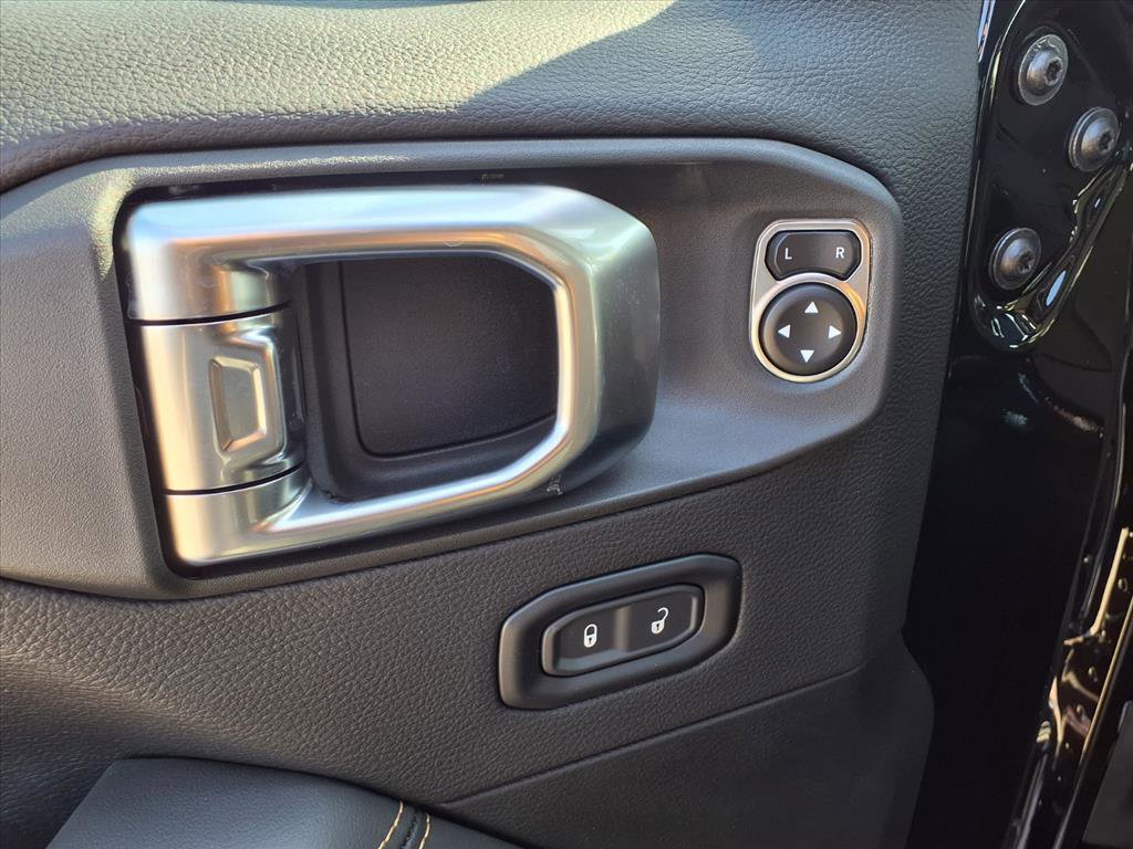 New 2026 Jeep Gladiator Sport S AWD/4WD image 10