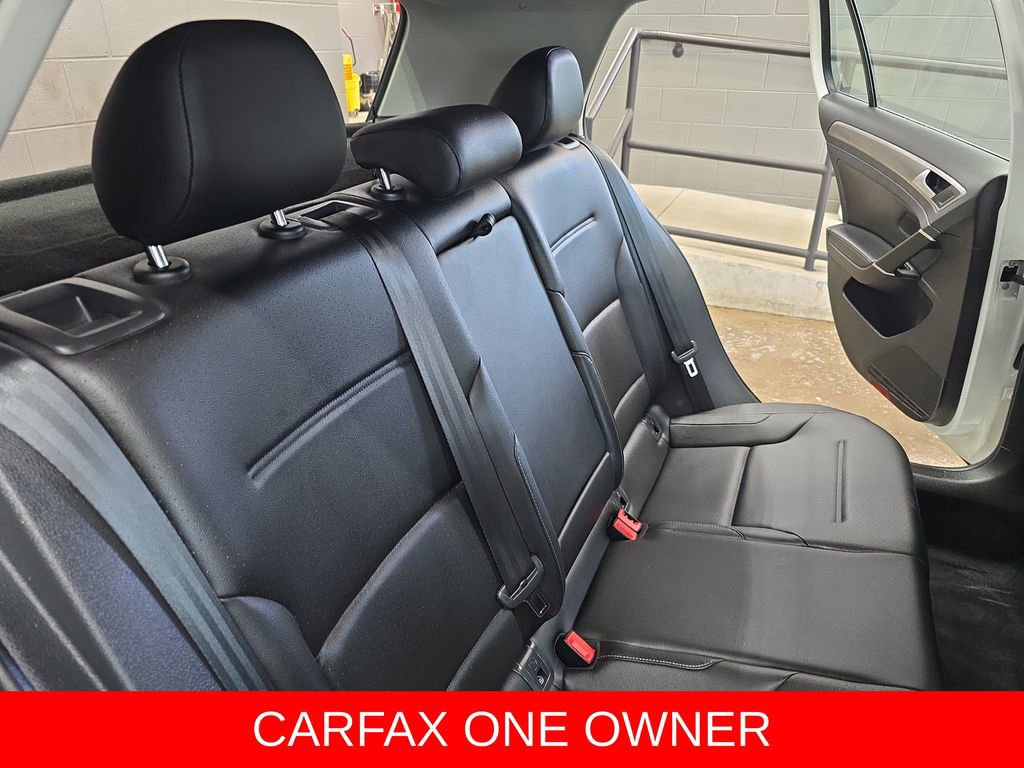 Used 2017 Volkswagen Golf Wolfsburg Edition image 11