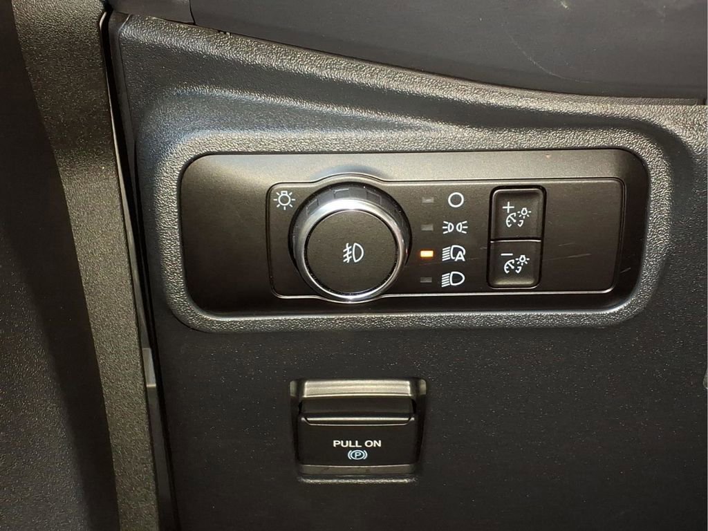 Used 2025 Ford Bronco Badlands AWD/4WD image 21