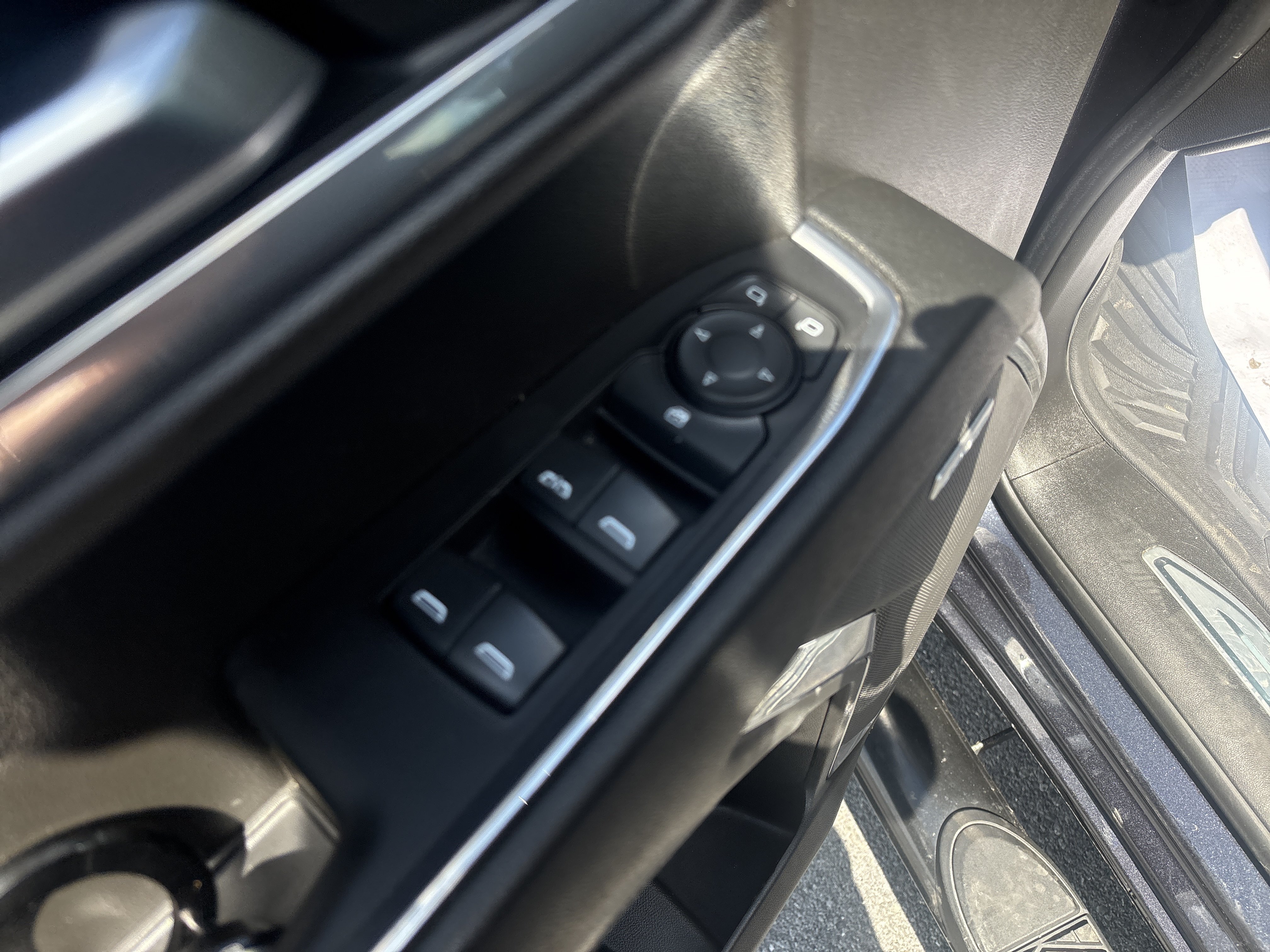Used 2023 Chevrolet Silverado 1500 RST AWD/4WD image 18