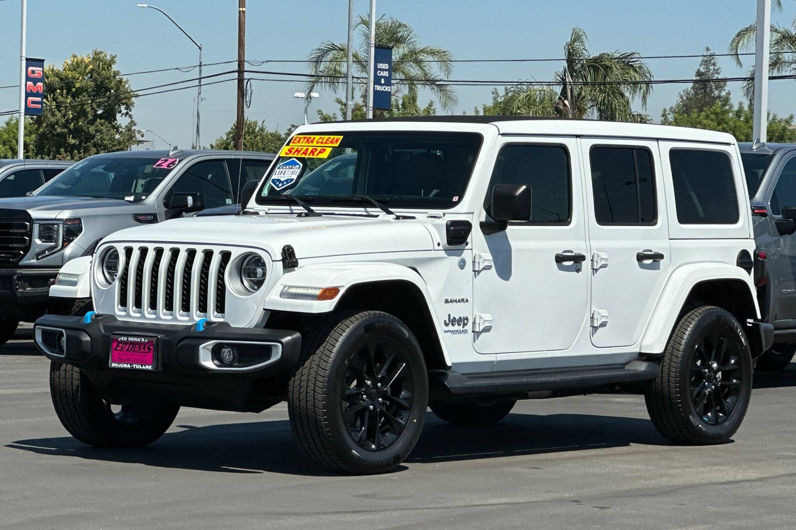 Used 2022 Jeep Wrangler Unlimited Sahara AWD/4WD image 9