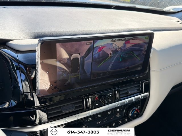 New 2026 Nissan Pathfinder SL w/ SL Premium Package AWD/4WD image 23