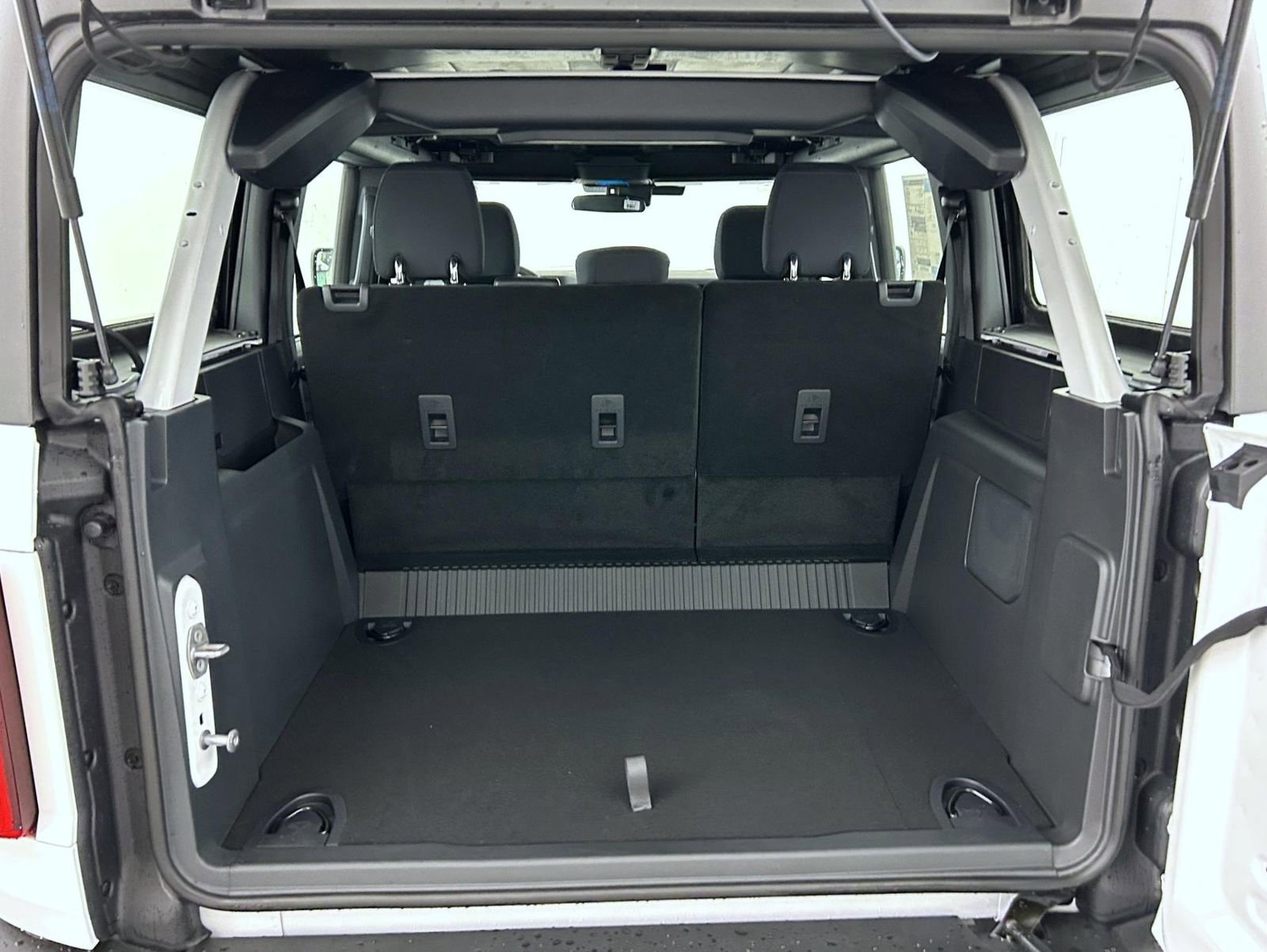 New 2025 Ford Bronco 4-Door image 21