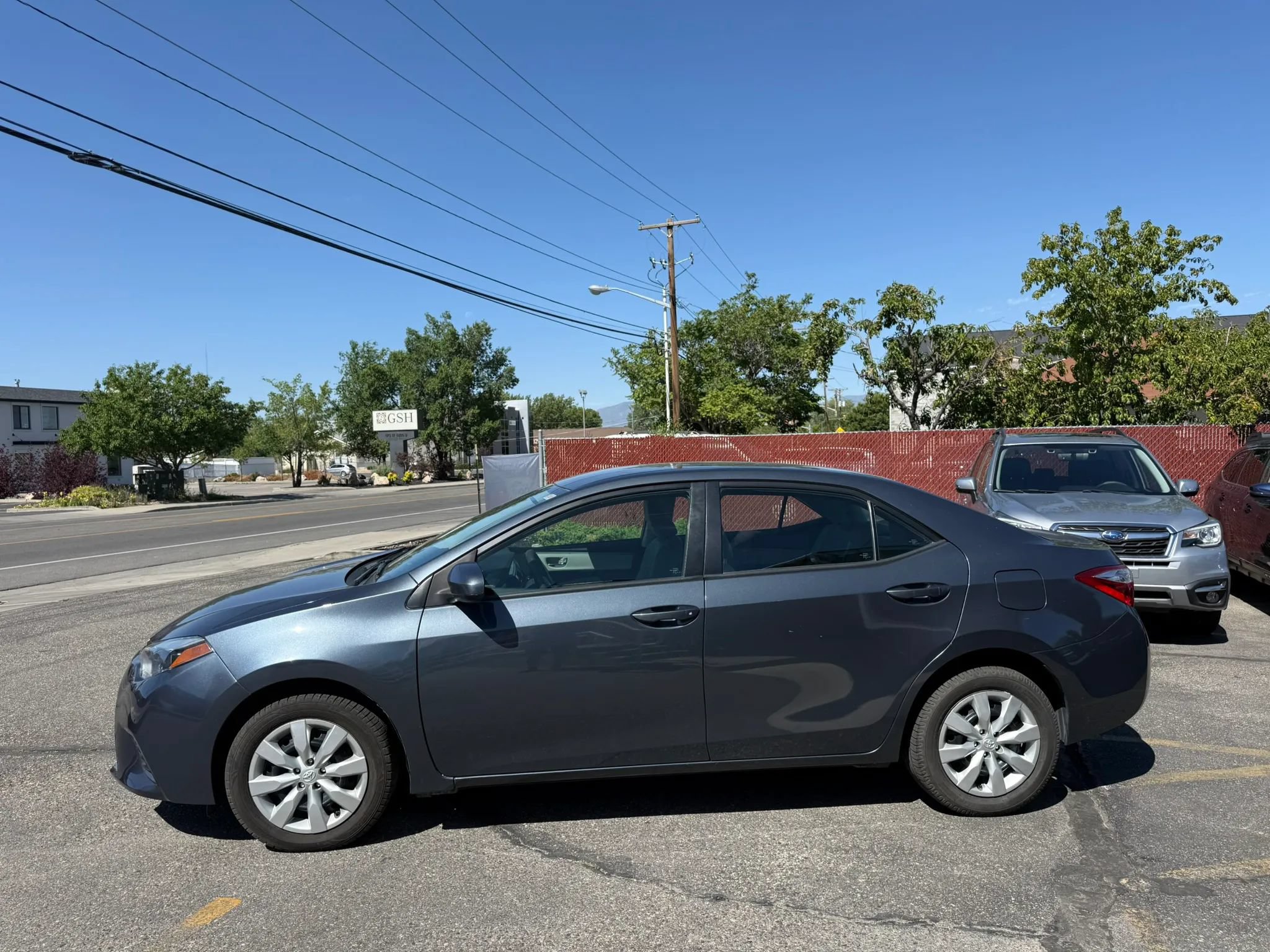 Used 2015 Toyota Corolla LE FWD image 8