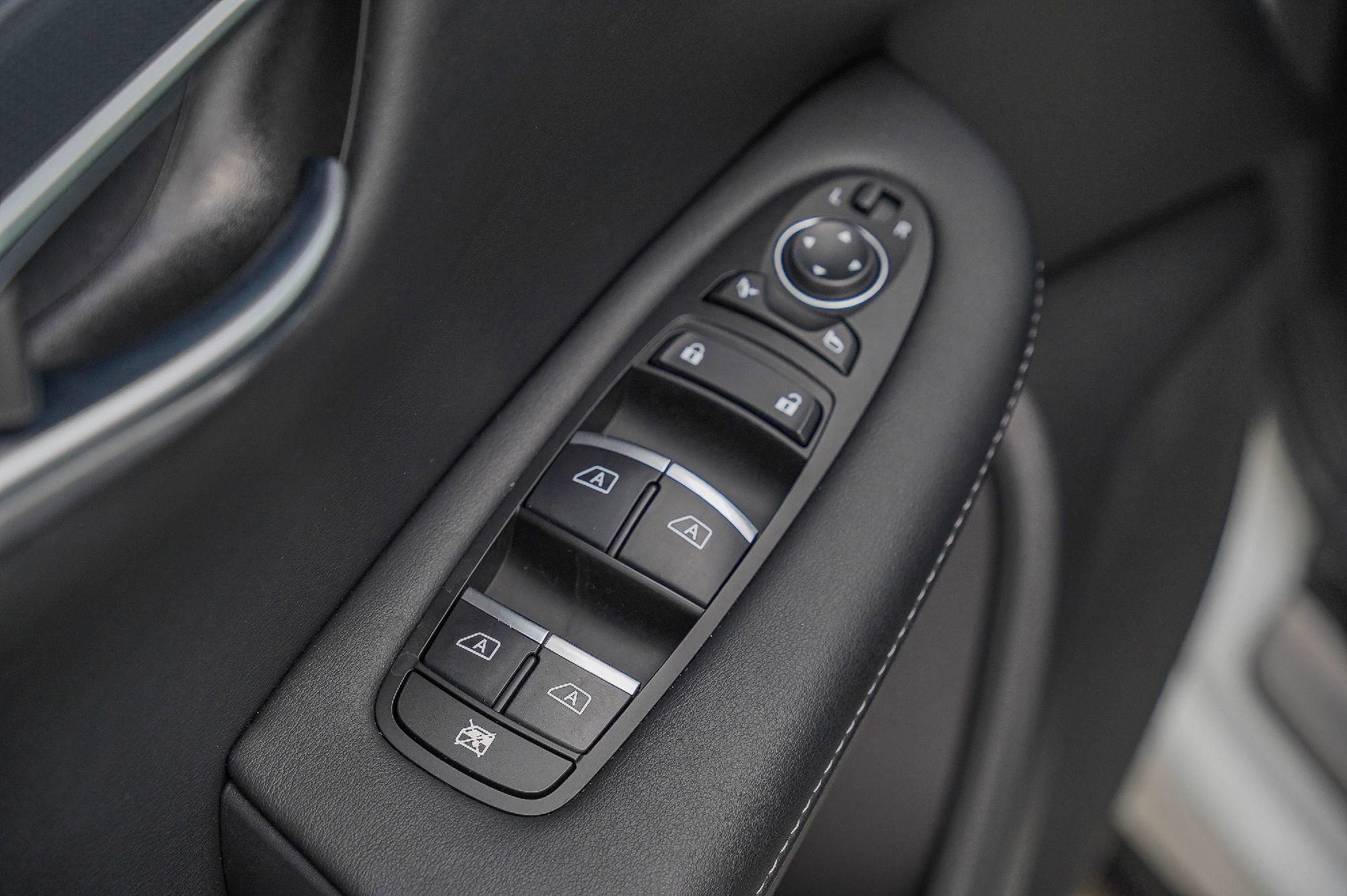 Certified 2025 INFINITI QX50 Sport w/ Cargo Package image 26