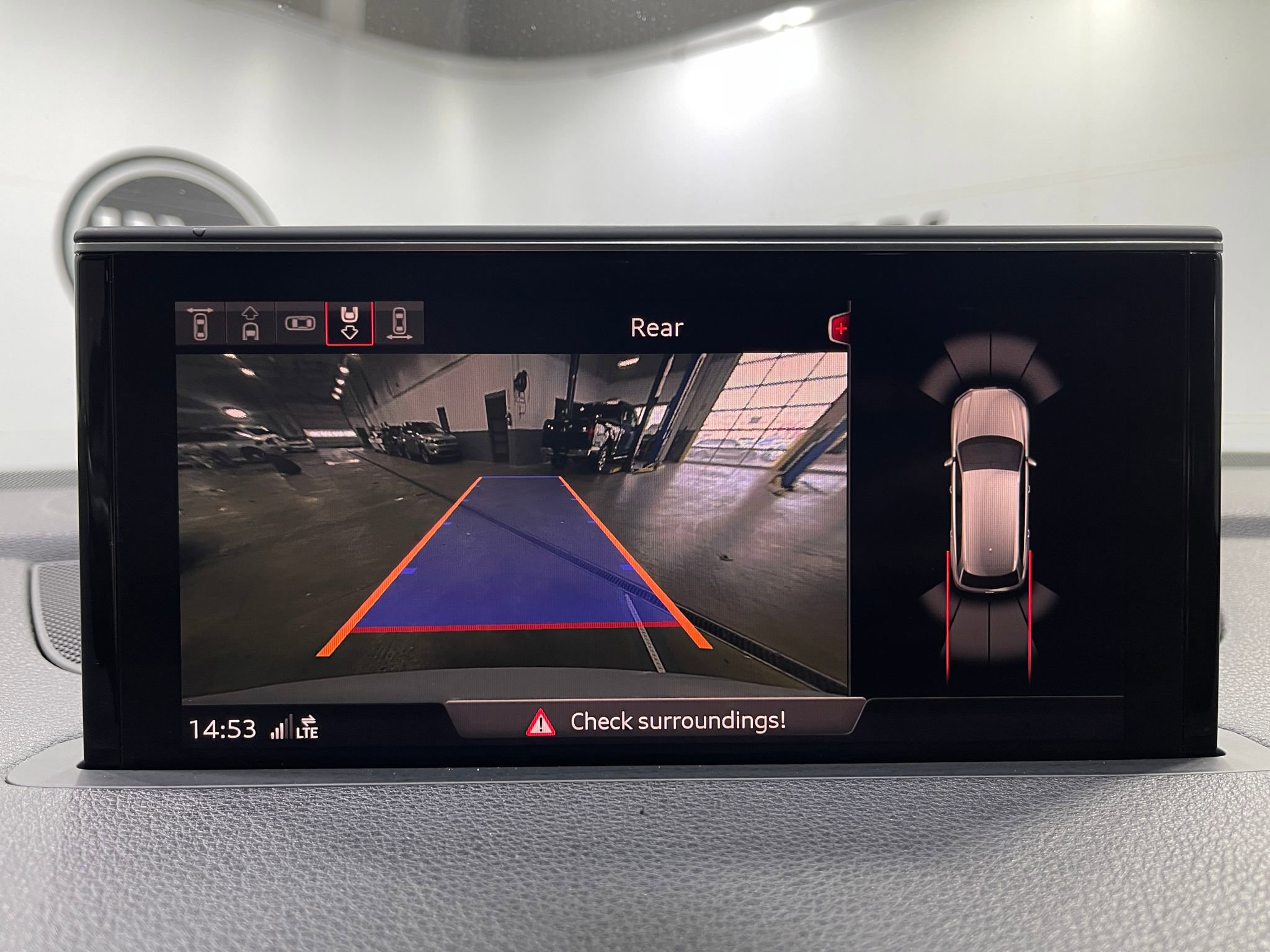 Used 2018 Audi Q7 3.0T Prestige w/ Prestige Package image 11