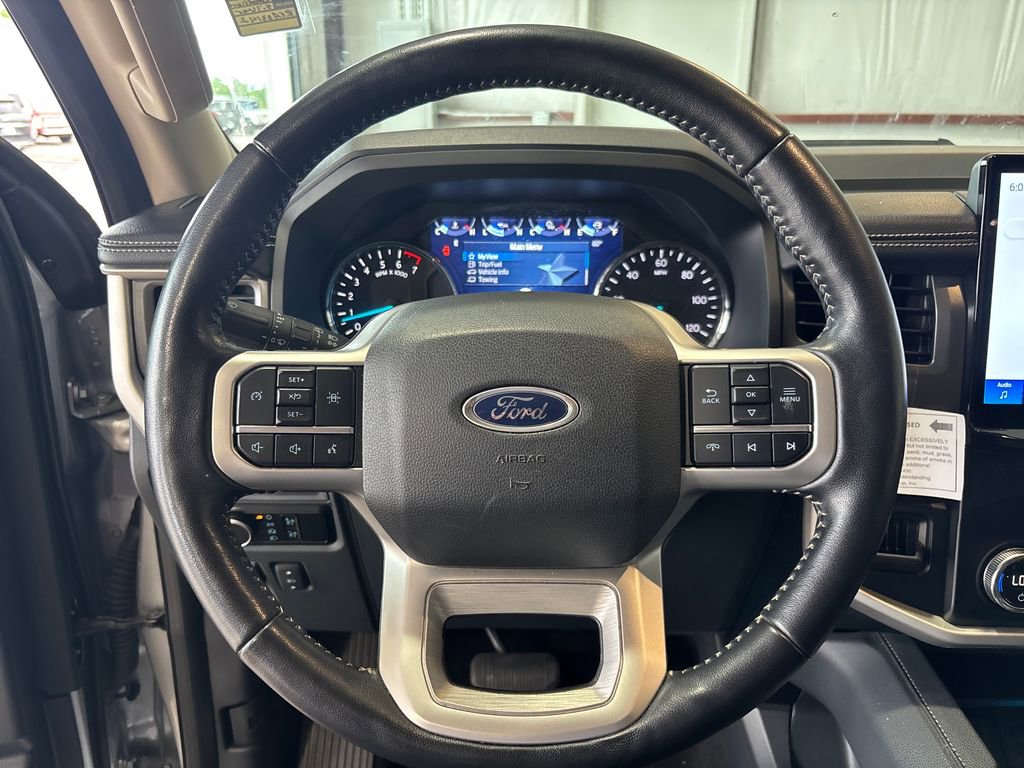 Used 2024 Ford Expedition Max XLT image 9
