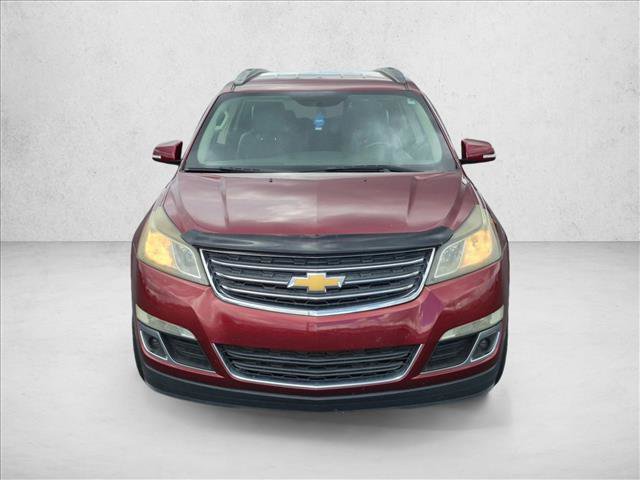 Used 2017 Chevrolet Traverse LT w/ Style and Technology Package FWD image 2