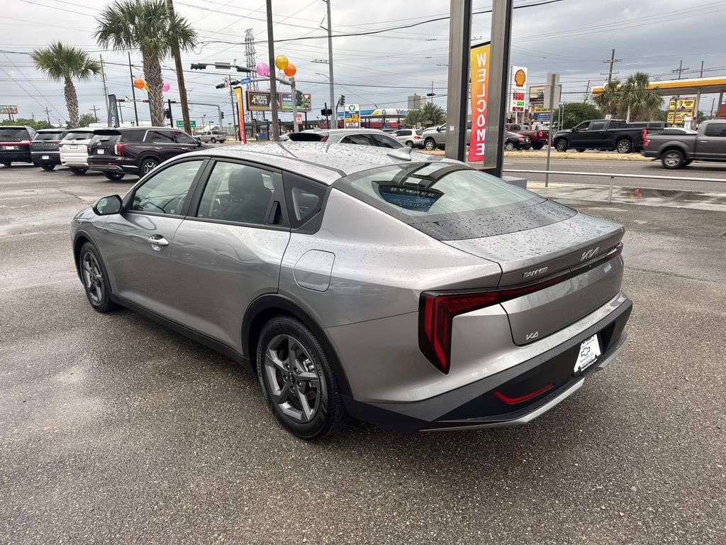 Used 2025 Kia K4 FWD image 5