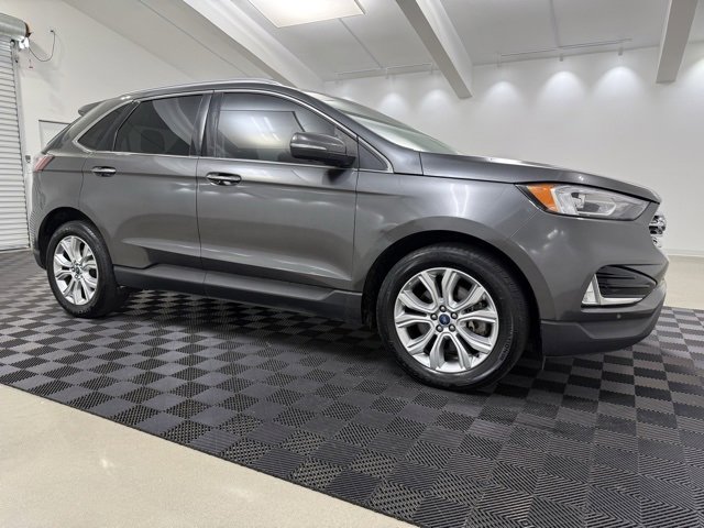 Used 2020 Ford Edge Titanium image 1