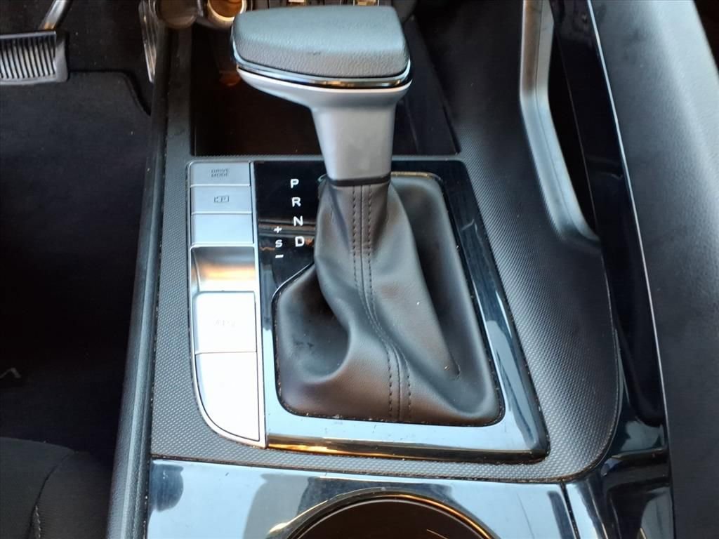 Certified 2023 Hyundai Elantra Blue w/ Cargo Package image 18