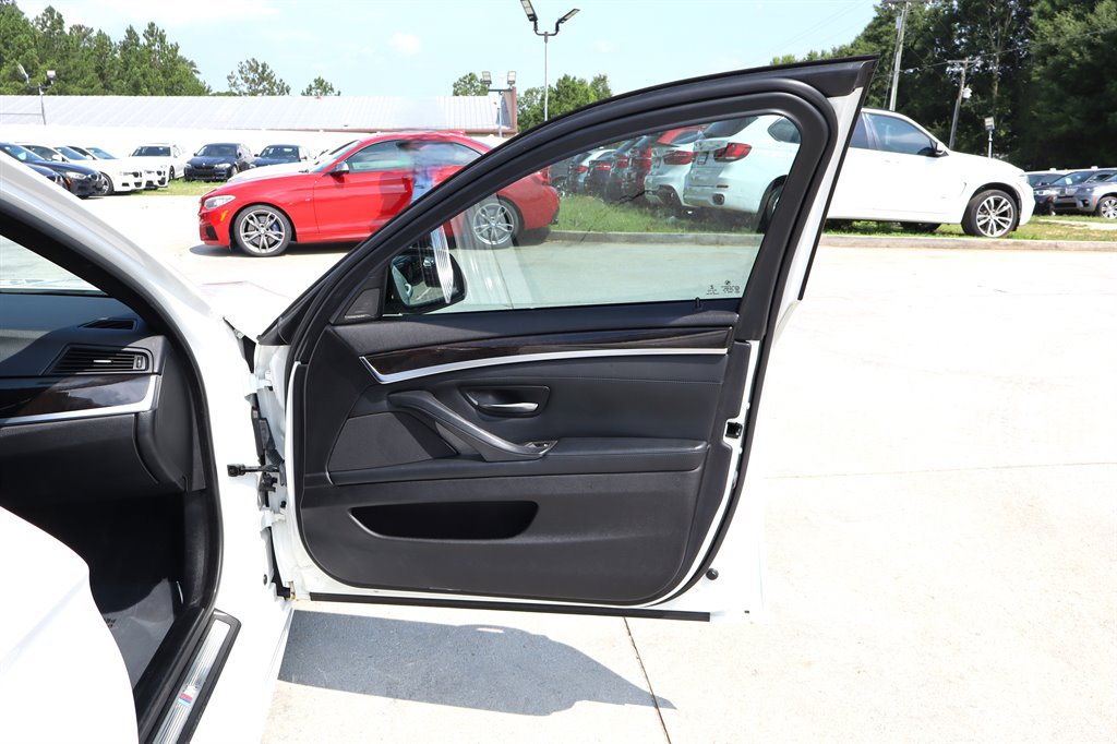 Used 2016 BMW 535i Sedan RWD image 40