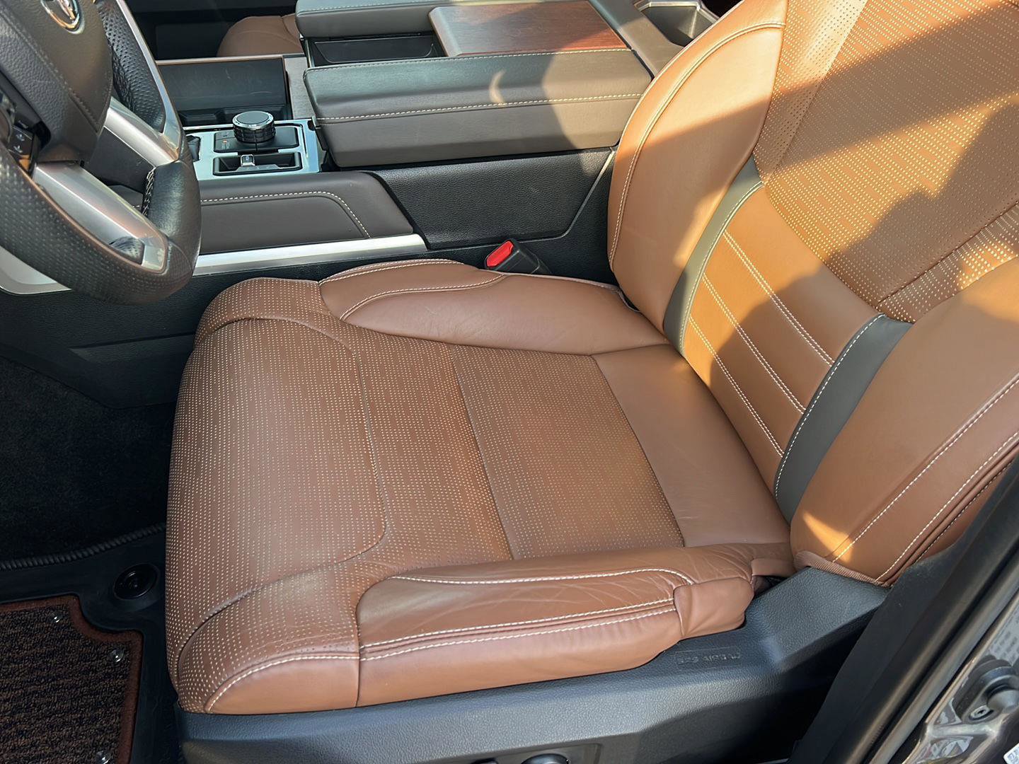 Used 2023 Toyota Tundra 1794 Edition image 31