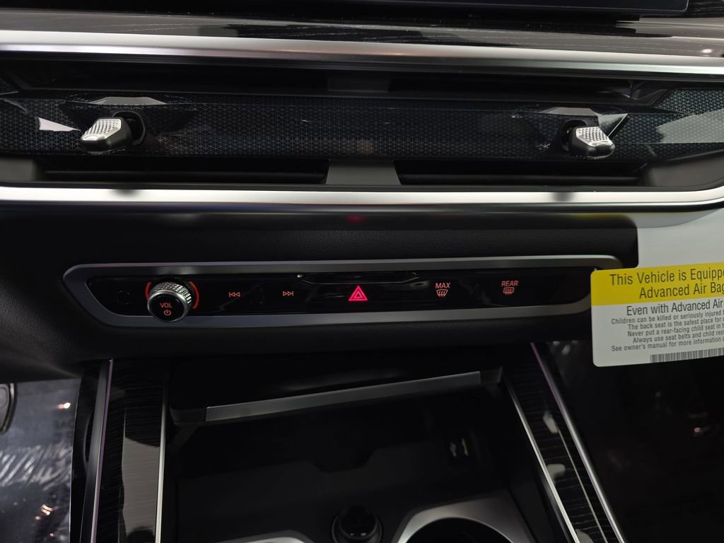 New 2026 BMW X7 xDrive40i w/ Executive Package image 25